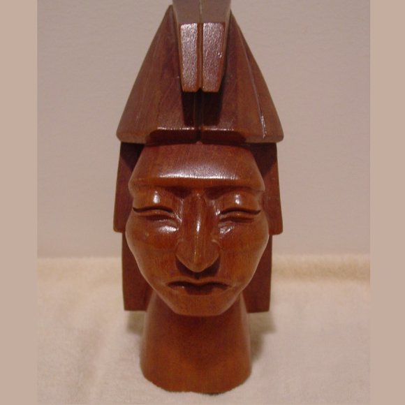 SOLD - Jose J Pinal Wood Carving Bust Aztec Royal Mexican Art - Picture 1 of 5